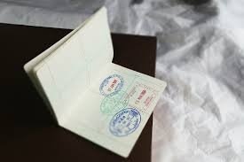 uy real Spanish passport online – biometric Spain passport front cover